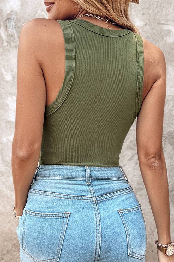 Built-In Bra Solid Color Sleeveless Tank Top